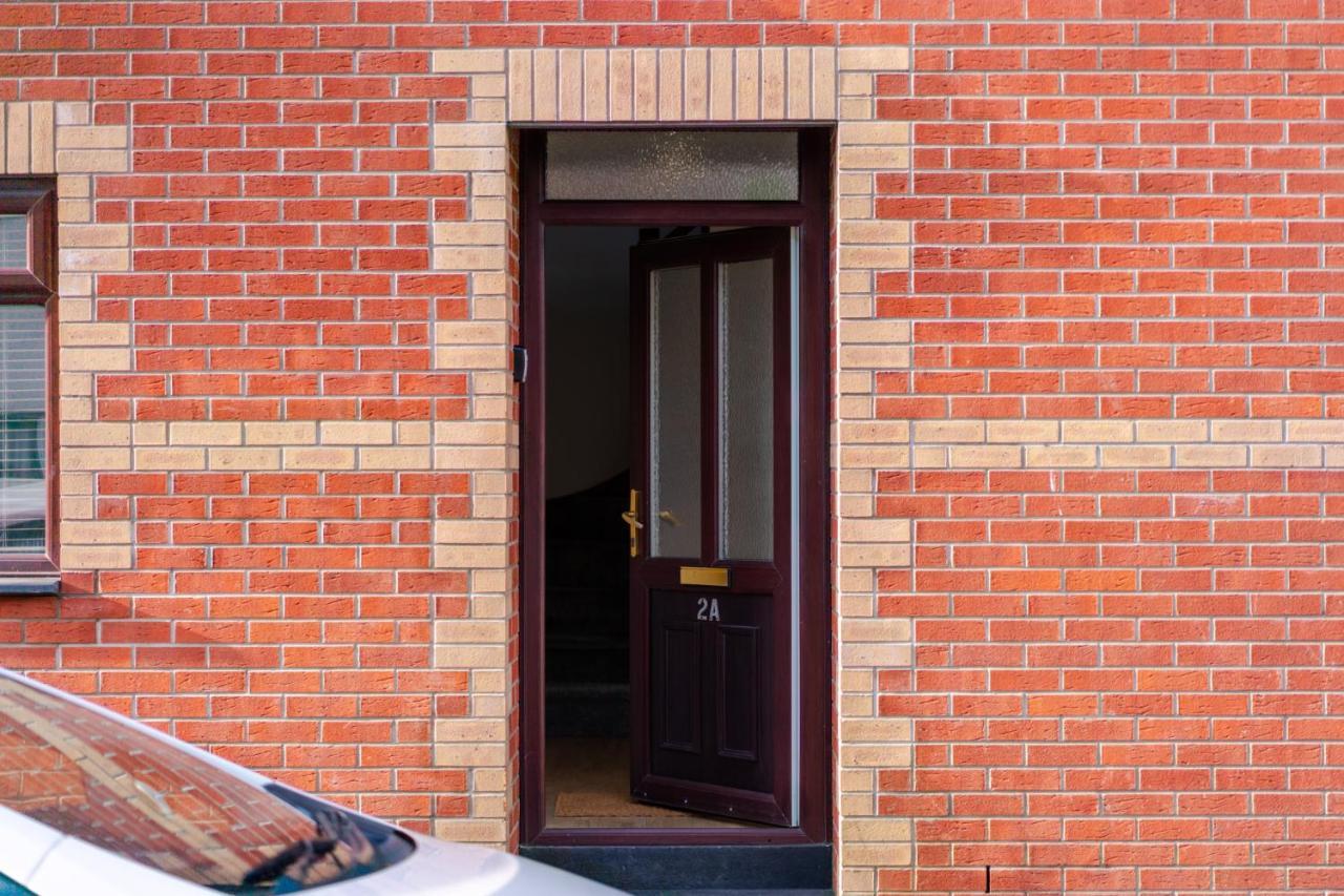Stayright- 2 Bedroom House, Centrally Located & Close Walk To City Centre Cardiff Zewnętrze zdjęcie
