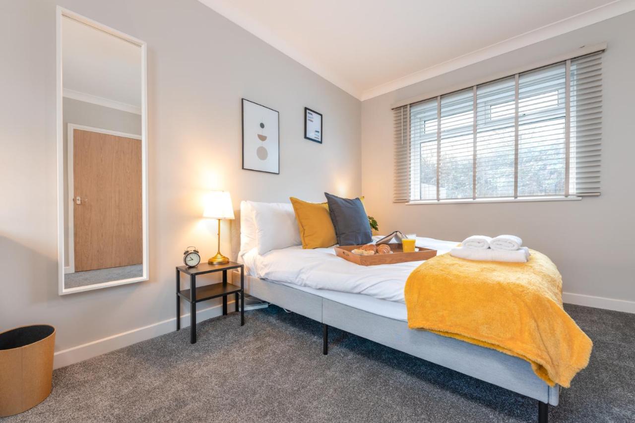 Stayright- 2 Bedroom House, Centrally Located & Close Walk To City Centre Cardiff Zewnętrze zdjęcie